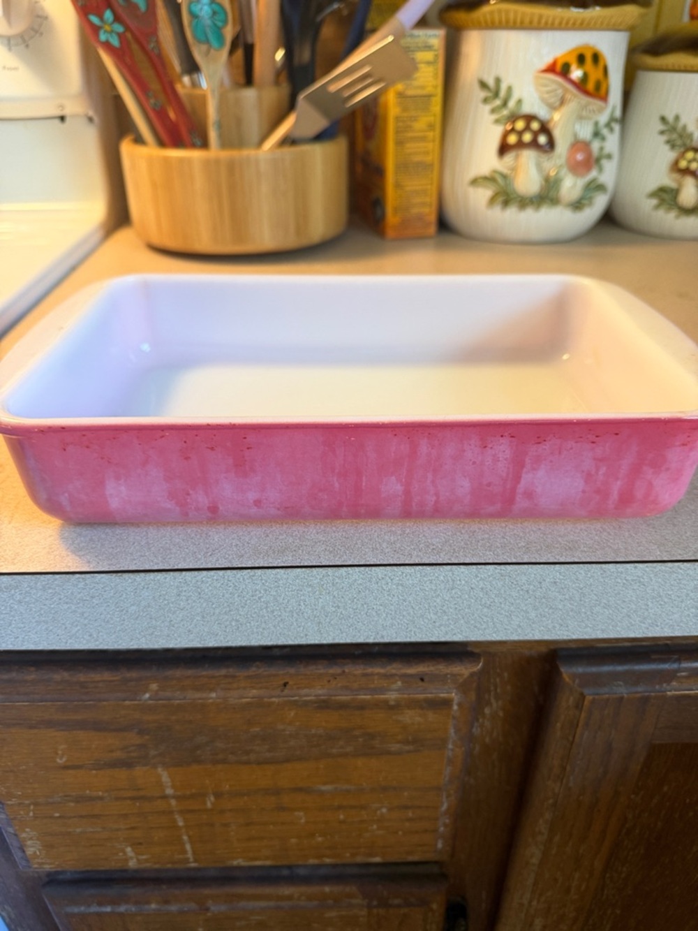 PYREX vintage Flamingo Pink Ceramic Baking Dish